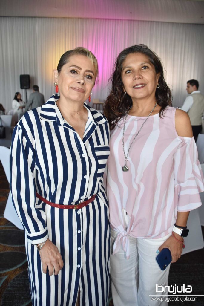 7 TERE VARGAS Y PAOLA ALFONZO