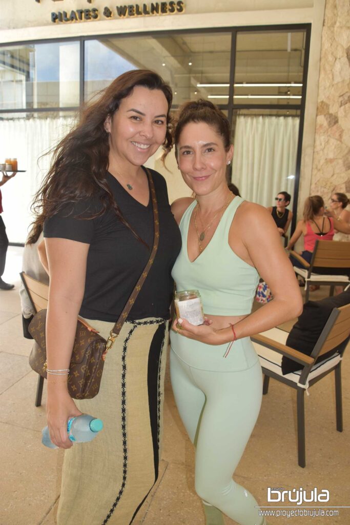 8 ROMI O´FARRILL Y ROCíO RUIZ