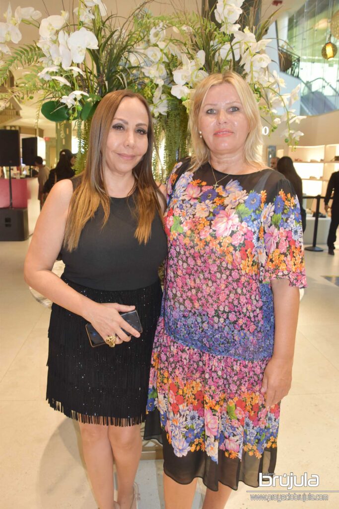 9 CLAUDIA LEDESMA Y SOPHIA SADOWSKA