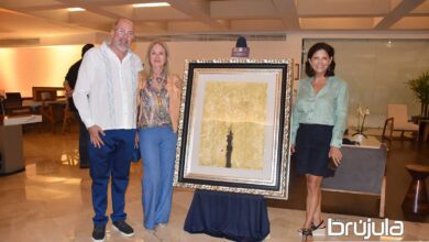 1 DIEGO BERNARDINI, CLAUDIA MOLINA Y CRISTINA ALMEYDA