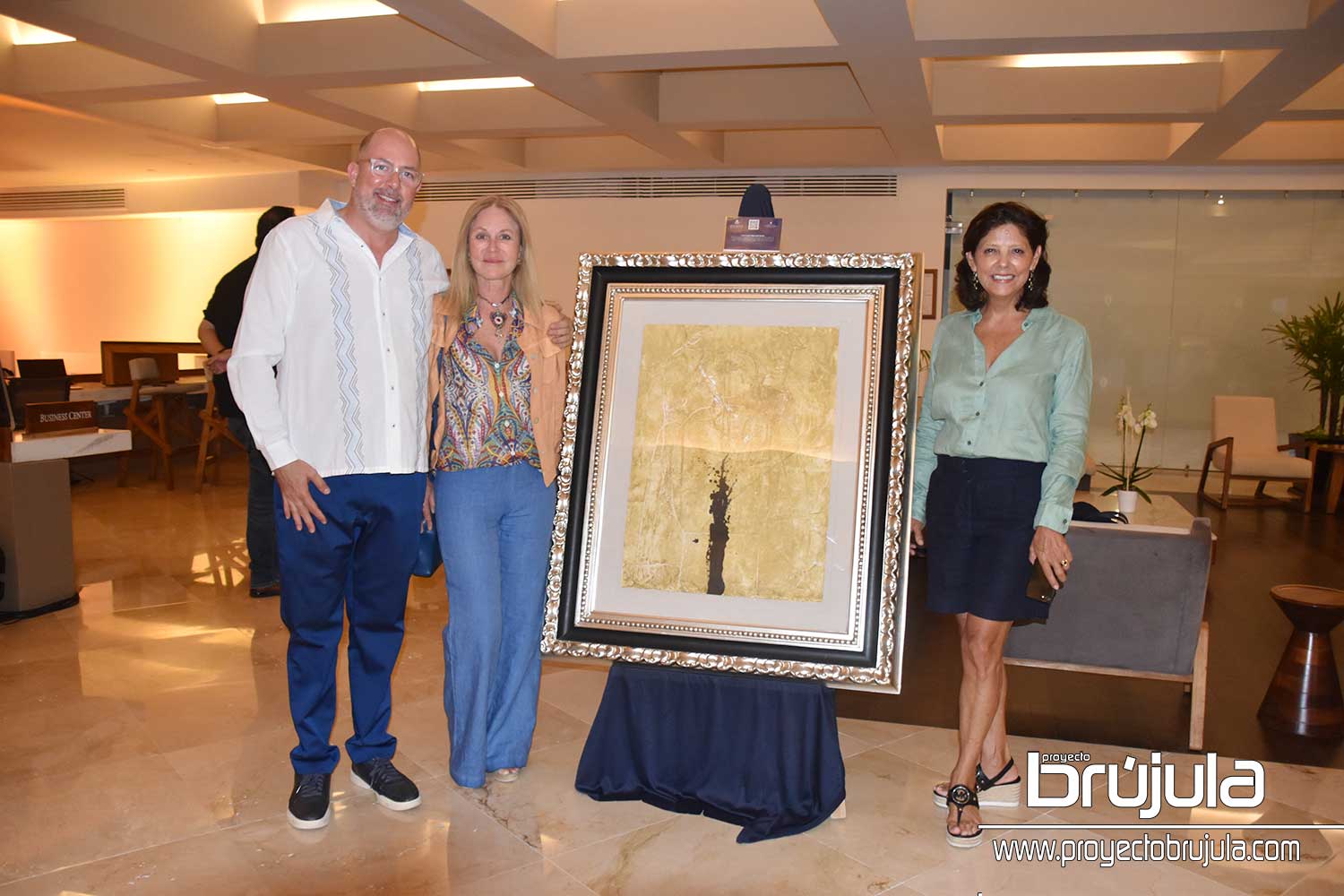 1 DIEGO BERNARDINI, CLAUDIA MOLINA Y CRISTINA ALMEYDA