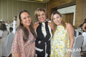 12 YAREDH CEJUDO, DANELAGAMBOA Y CECI SOSA