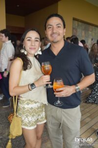 29 CLAUDIA ESPINOSA Y JUANJO TENORIO