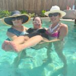 3 MARIBEL ZAPATA, LUPITA Y SARIBEL AUTIERO