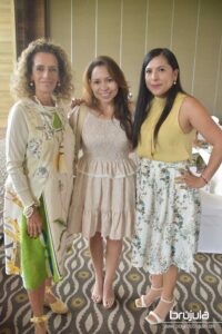 4 NOEMí CONSTANDSE, ELIBENIA PINEDA Y CYNTHIA RAMOS