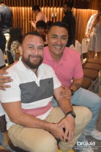 5 ALEJANDRO COREAS Y ALBERTO MARTíNEZ