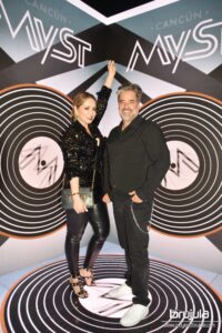 5 ANA HERNáNDEZ Y FELIPE FERNáNDEZ DEL PASO