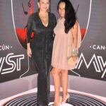 6 CYNTHIA ULLOA Y SELENE PACHECO