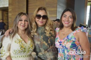 7 NADIA GARCíA, ROSYARELLANO Y ALE GARCíA