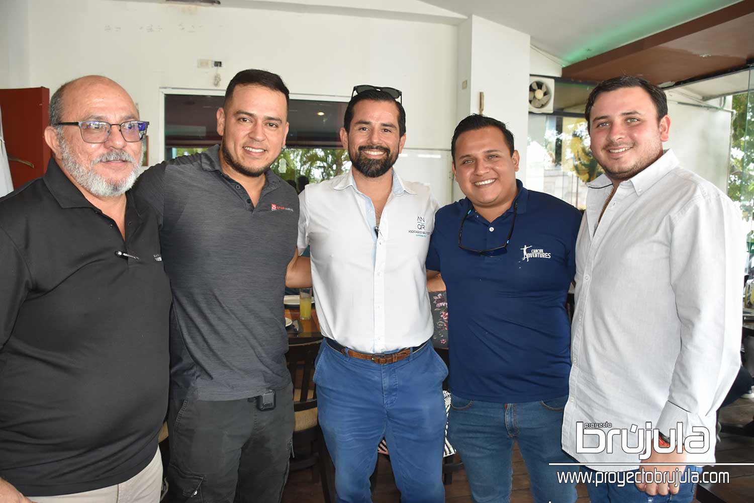1 FRANCISCO LOEZA, DAMIAN MONTES, RICARDO MULEIRO, BRIAN CASASOLA Y RODRIGO ALVISO